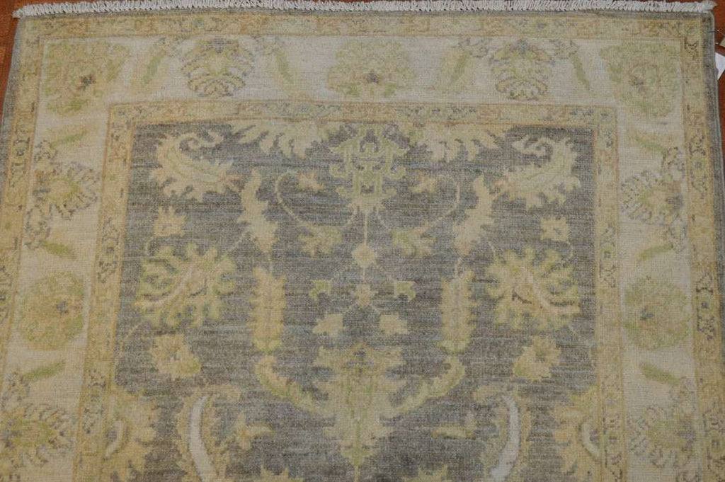 3' 0" x 4' 8" Pakistan Peshawar Rug image 3