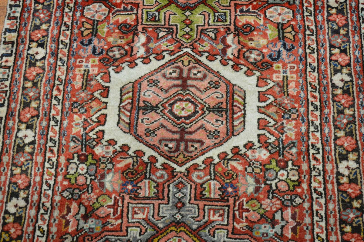 2' 8" x 9' 8" Persian Heriz Runner image 3