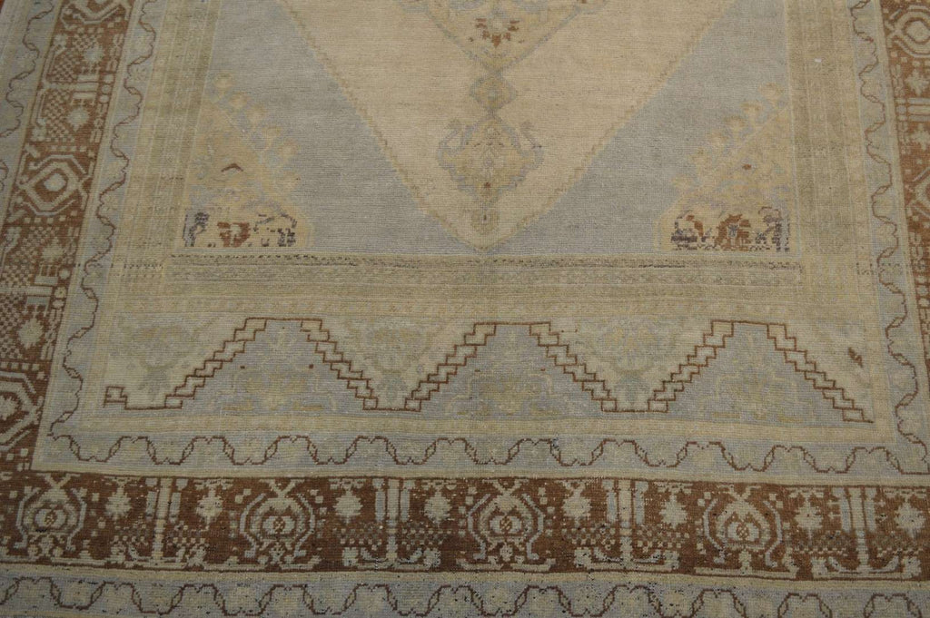5' 8" x 9' 3" Turkish Oushak Rug image 2