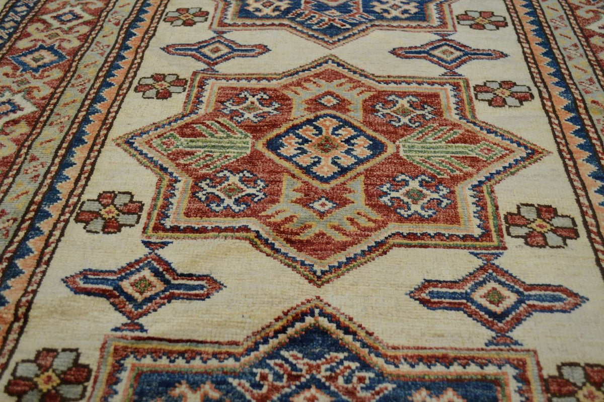 3' 3" x 4' 10" Pakistan Kazak Rug image 8