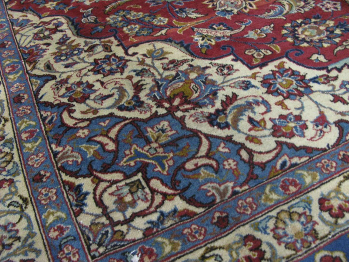 9' 1" x 13' 0" Persian Najafabad Rug image 4