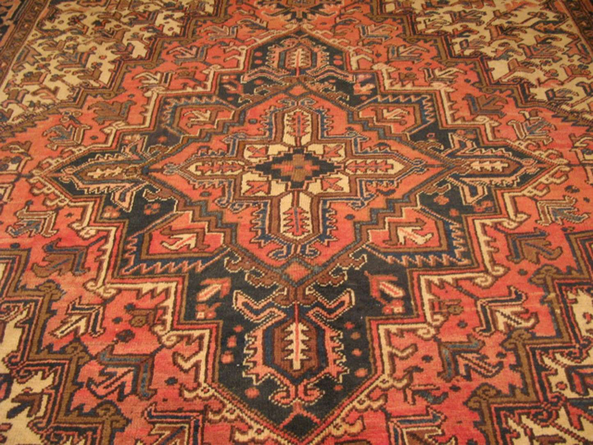 8' 1" x 10' 2" Persian Heriz Rug image 8