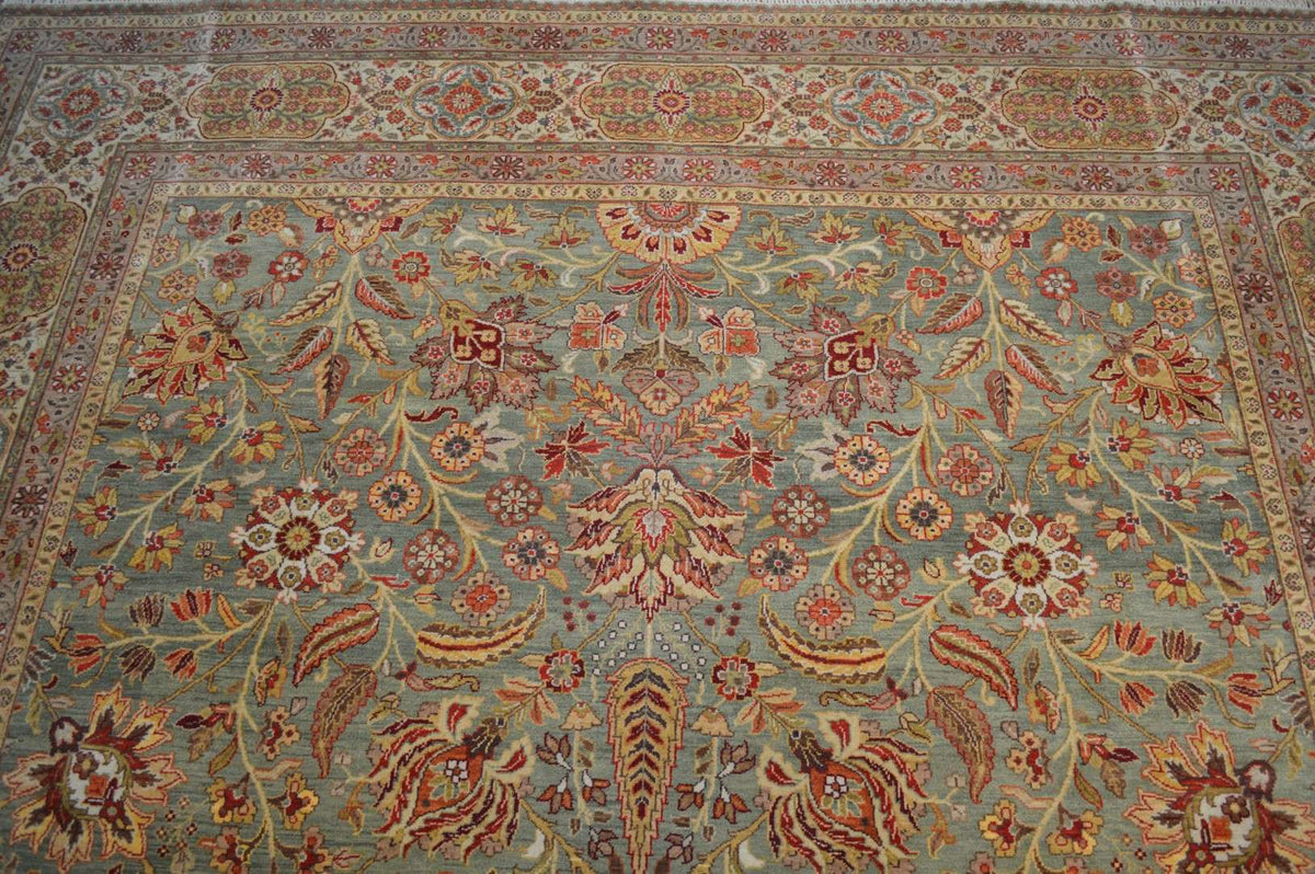 8' 1" x 10' 3" India Agra Rug image 6