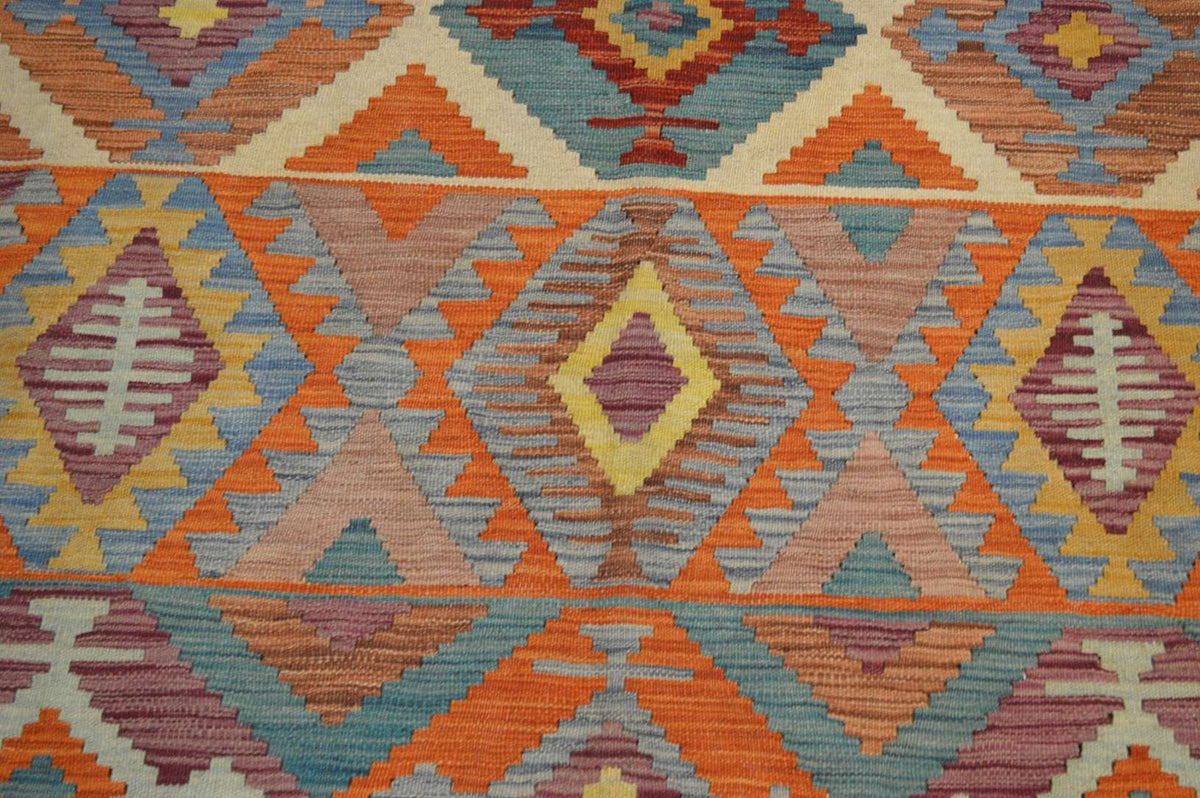 6' 8" x 9' 9" India Kilim Rug image 4