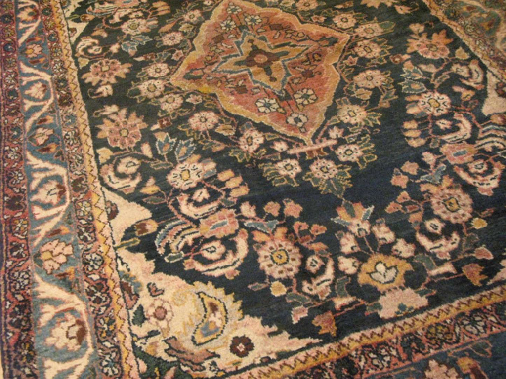 4' 2" x 6' 4" Persian Mahal Rug image 3