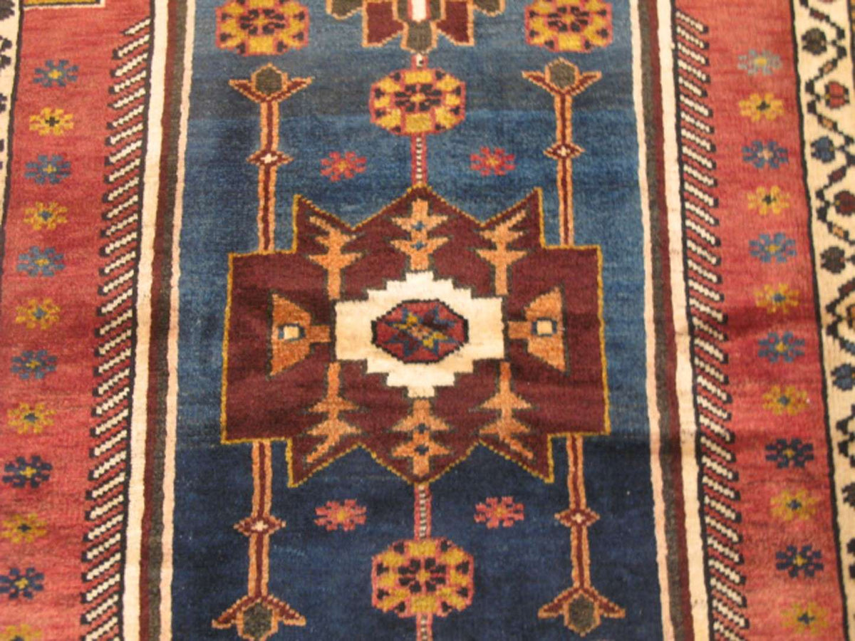 4' 5" x 6' 1" Persian Shahsavan Rug image 10
