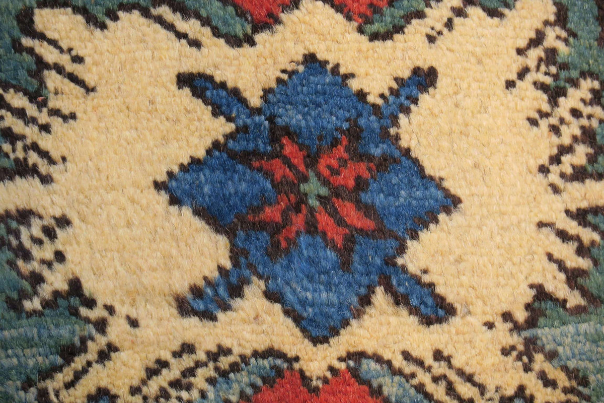5' 7" x 6' 4" Persian Ardabil Rug image 11