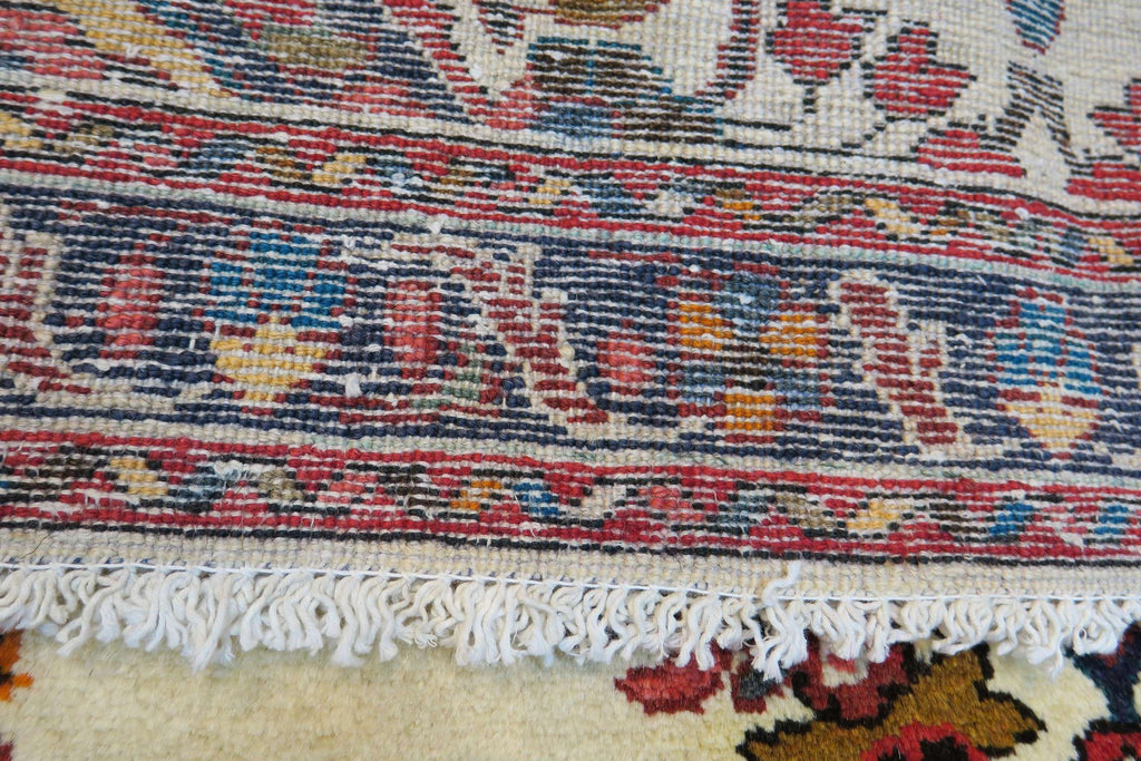 3' 3" x 4' 9" Persian Bakhtiar Rug image 5