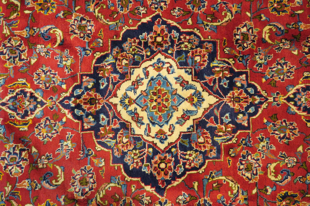 4' 9" x 8' 0" Persian Kashan Rug image 7