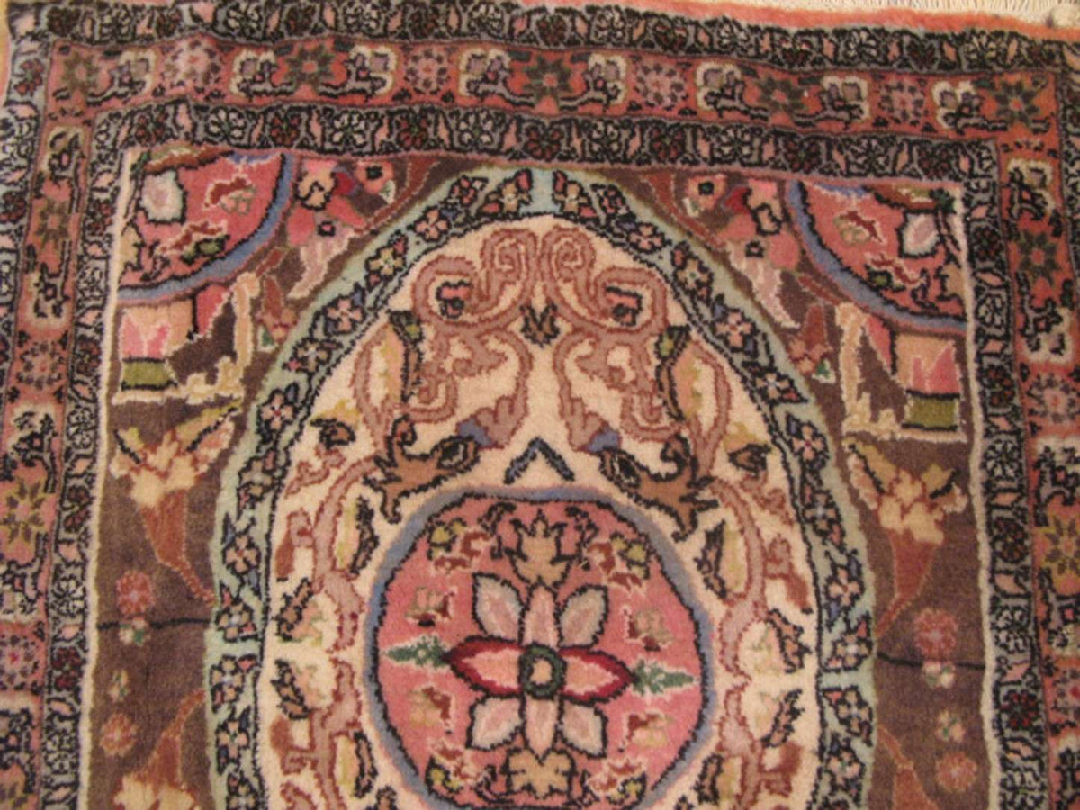 2' 0" x 2' 3" Persian Bijar Rug image 7