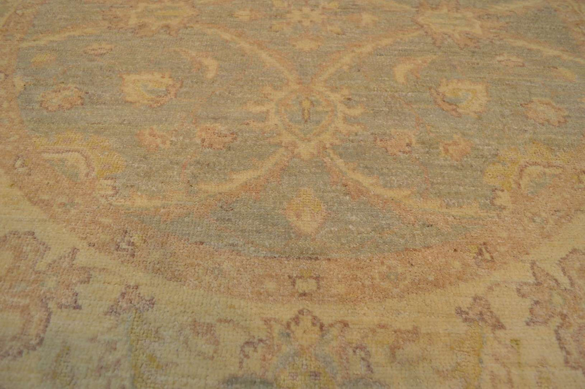 4' 0" x 4' 0" Pakistan Peshawar Round Rug image 8
