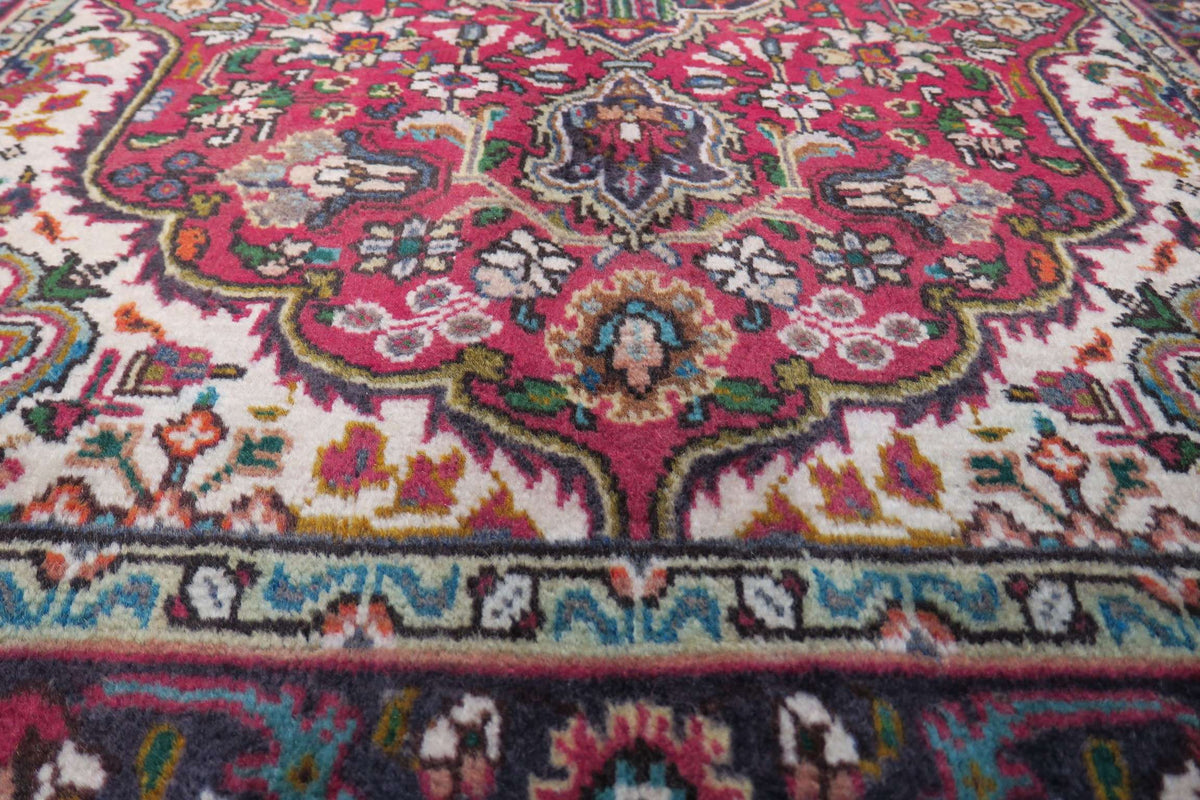 3' 4" x 4' 9" Persian Tabriz Rug image 8