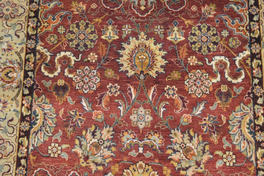 3' 6" x 12' 0" India Agra Runner image 1