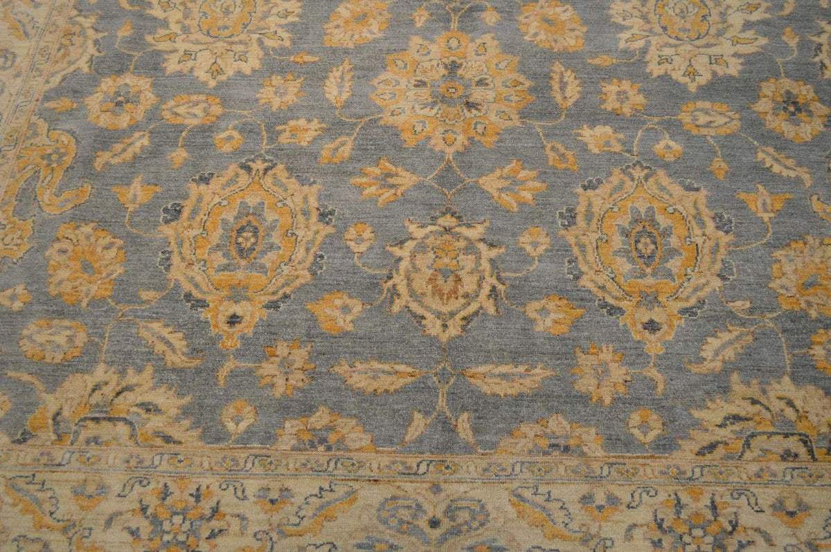 8' 1" x 10' 2" Pakistan Peshawar Rug image 8