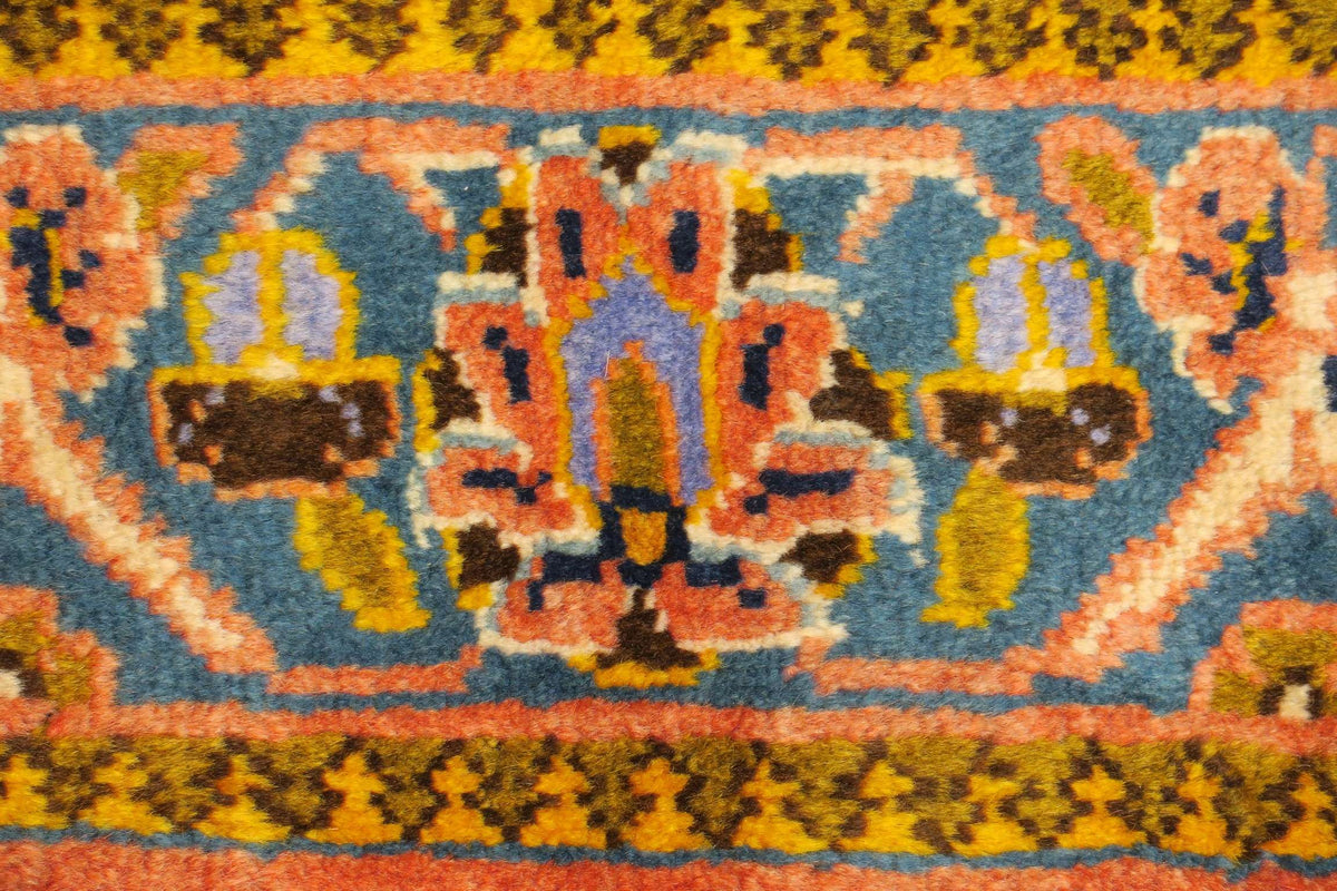 3' 4" x 5' 3" Persian Ardakan Rug image 9