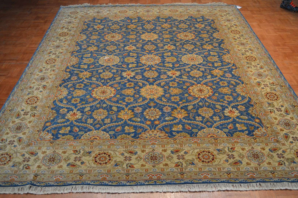 8' 1" x 10' 1" India Agra Rug image 1