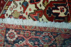 7' 9" x 11' 4" Persian Heriz Rug image 12