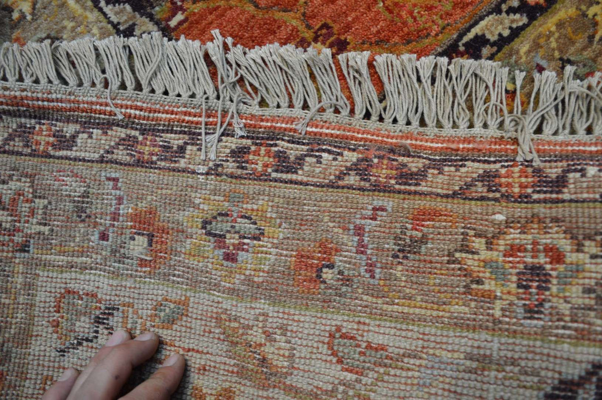 7' 9" x 10' 2" India Sultanabad Rug image 12