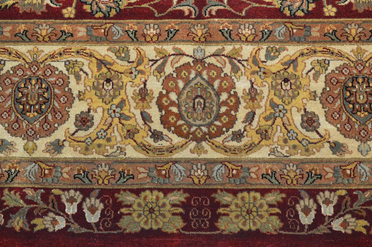 9' 0" x 12' 1" India Agra Rug image 5