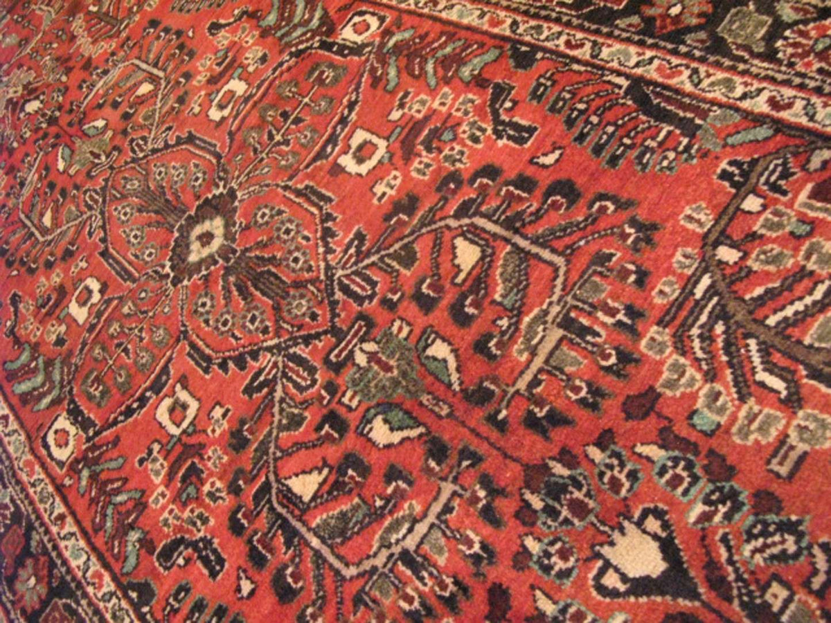 3' 8" x 9' 9" Persian Lilihan Runner image 2