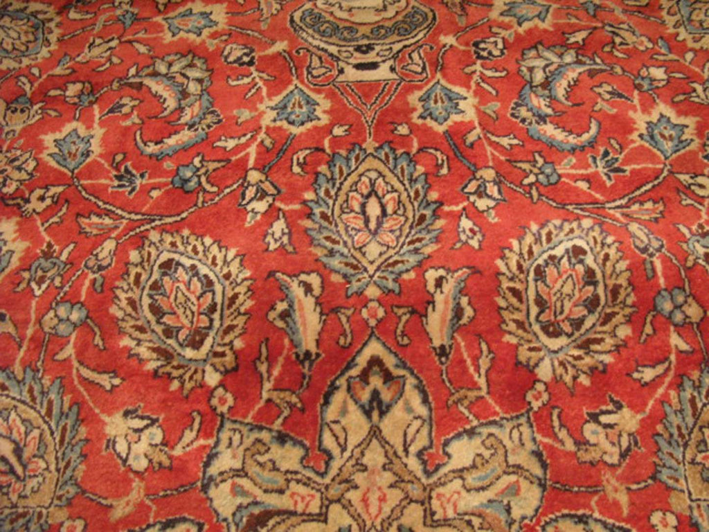 9' 0" x 13' 9" Persian Sarouk Rug image 2