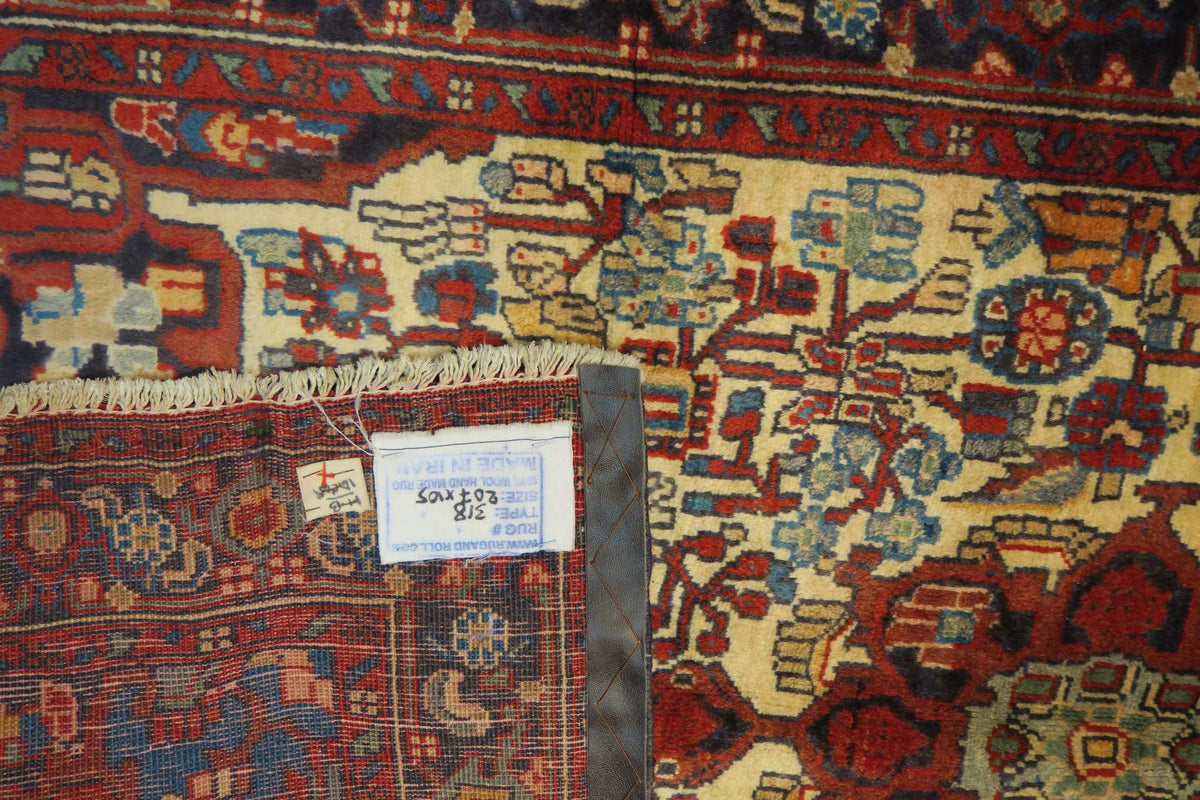 3' 4" x 6' 8" Persian Hamadan Rug image 8