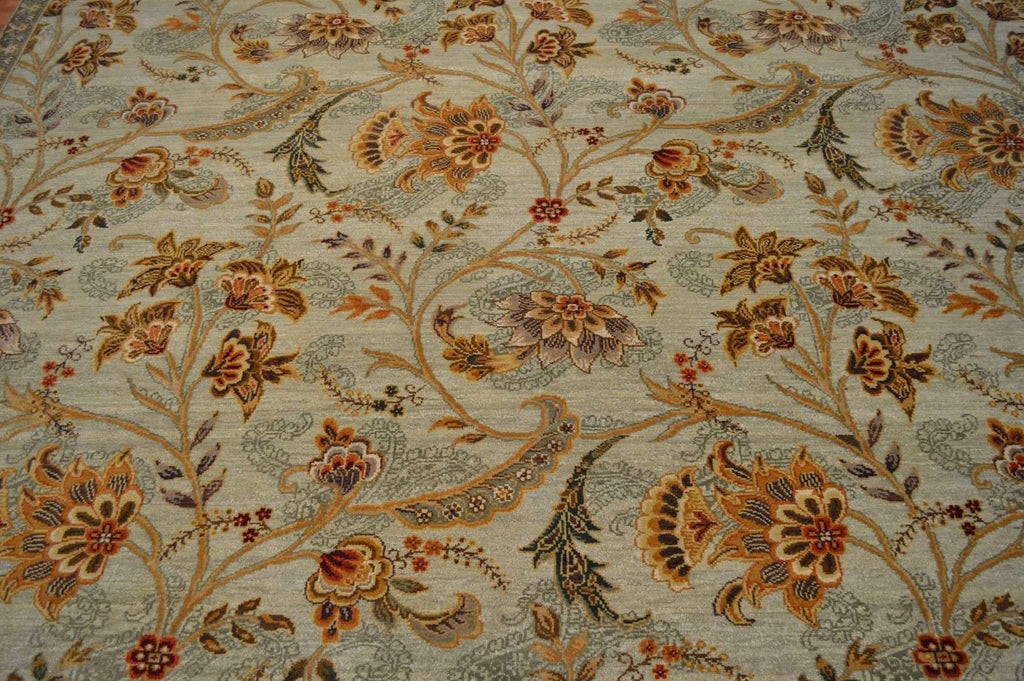 8' 3" x 10' 1" India Sultanabad Rug image 6