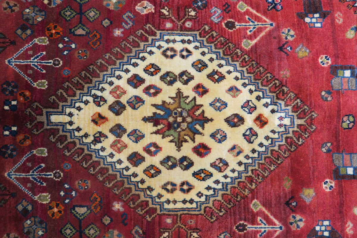3' 7" x 4' 9" Persian Shiraz Rug image 5