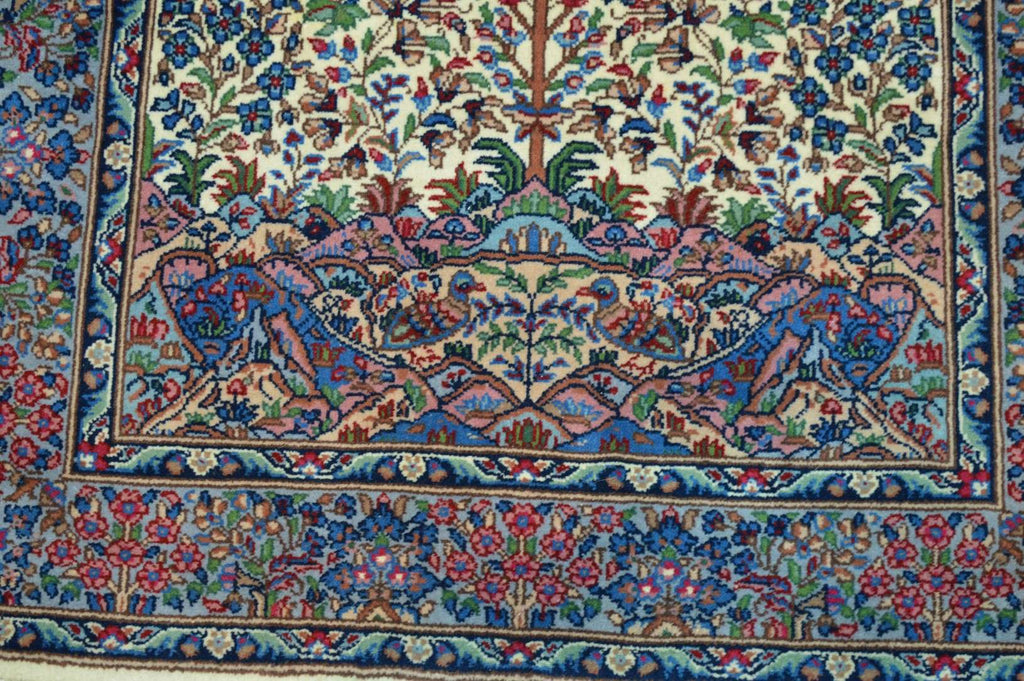3' 0" x 5' 6" Persian Tabriz Rug image 8