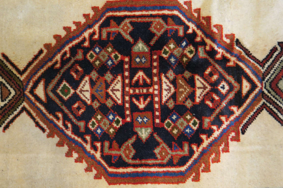 2' 6" x 9' 8" Persian Ardabil Runner image 3
