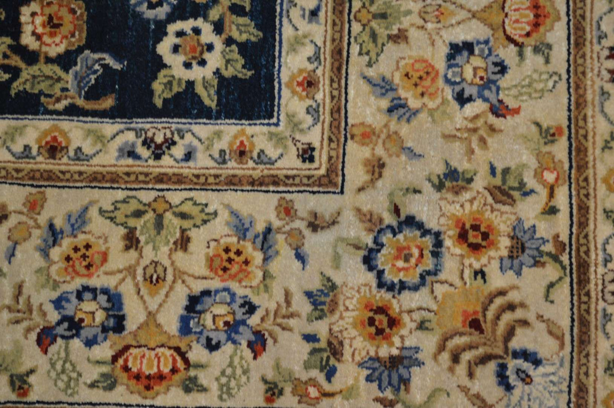 3' 0" x 5' 1" India Agra Rug image 6