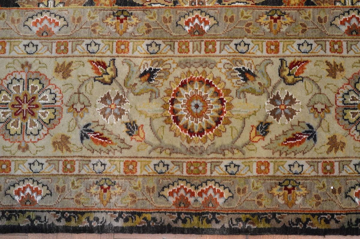 7' 9" x 9' 9" India Agra Rug image 3