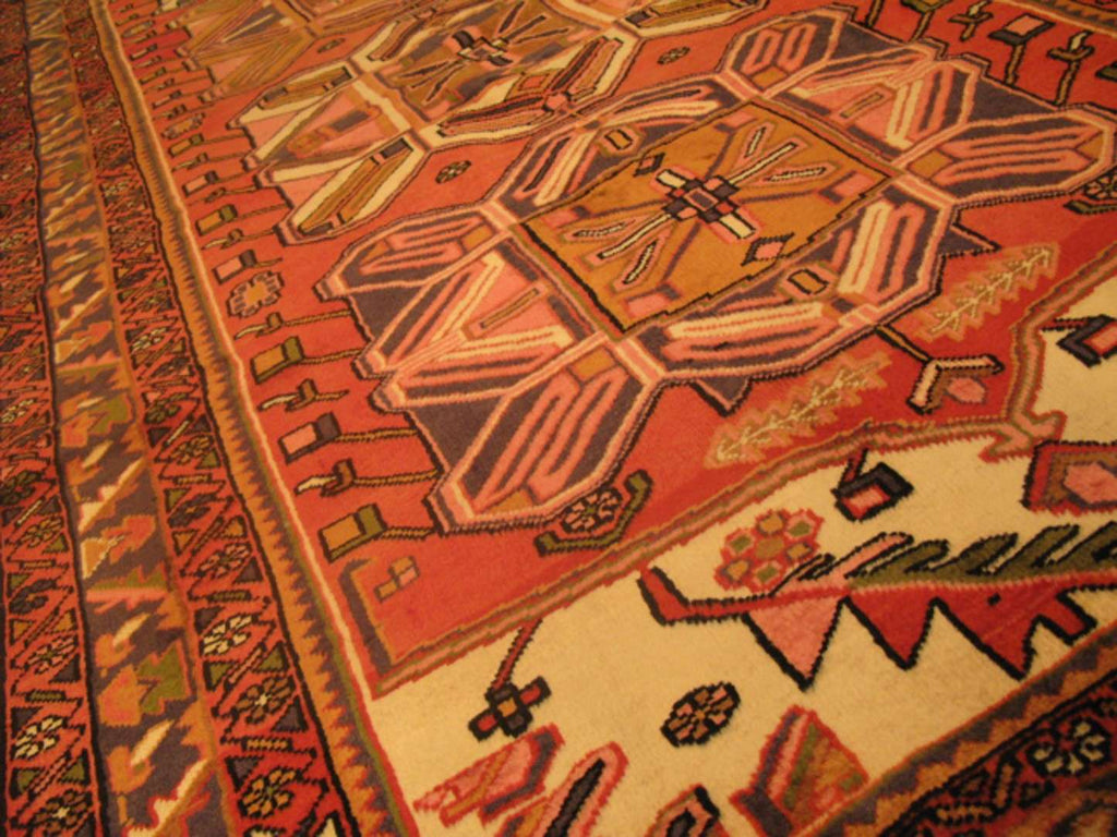 3' 9" x 10' 7" Persian Heriz Runner image 8