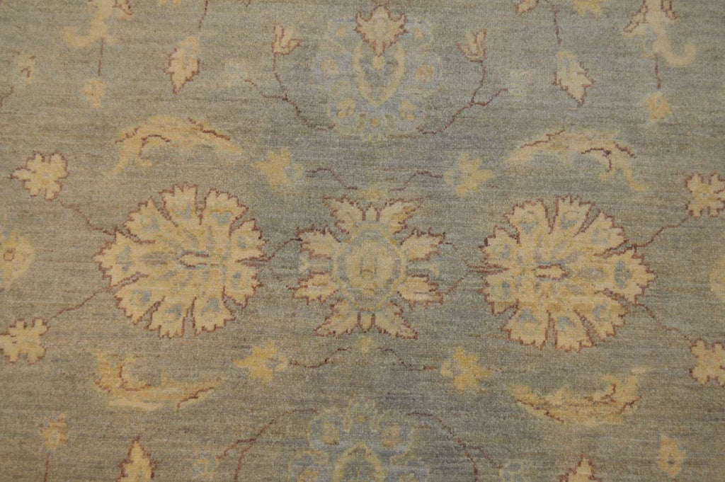6' 1" x 9' 2" Pakistan Peshawar Rug image 7