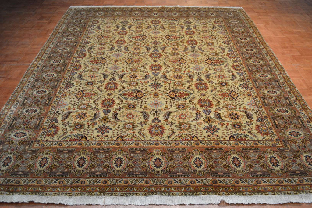 8' 1" x 10' 0" India Agra Rug image 7