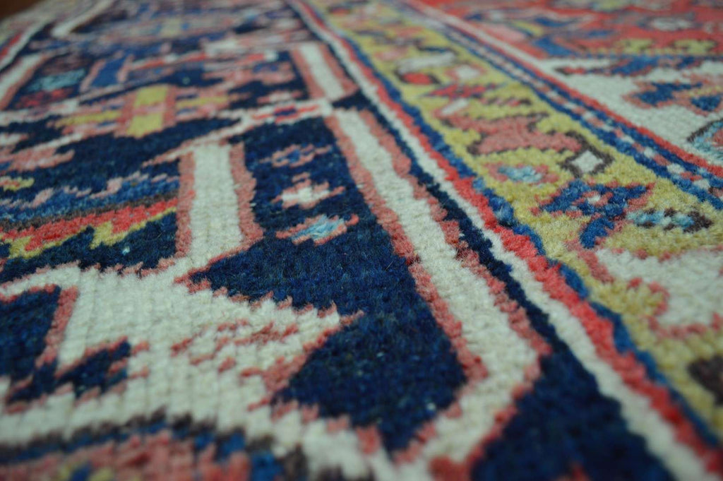 7' 1" x 9' 1" Persian Heriz Rug image 8