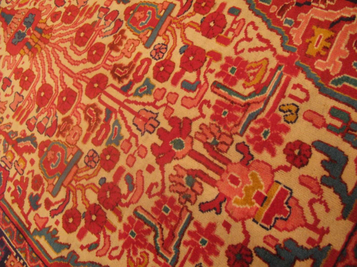 2' 4" x 3' 3" Persian Farahan Rug image 7
