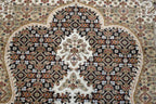 4' 2" x 6' 2" India Bijar Rug image 7