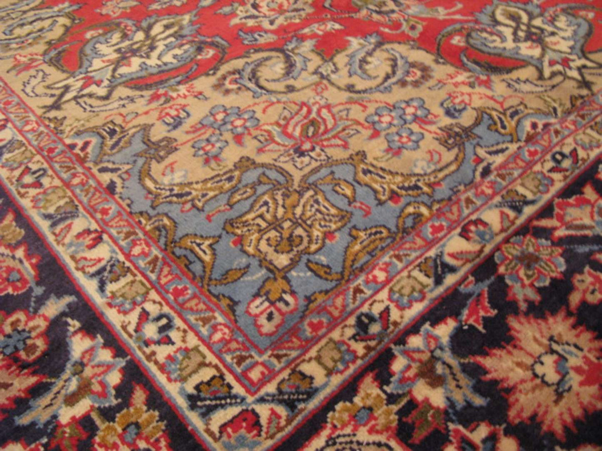 10' 1" x 13' 5" Persian Najafabad Rug image 10