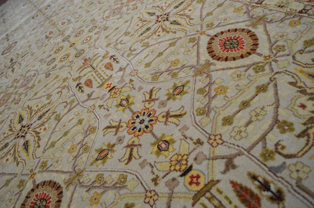 4' 1" x 11' 4" India Agra Runner image 3