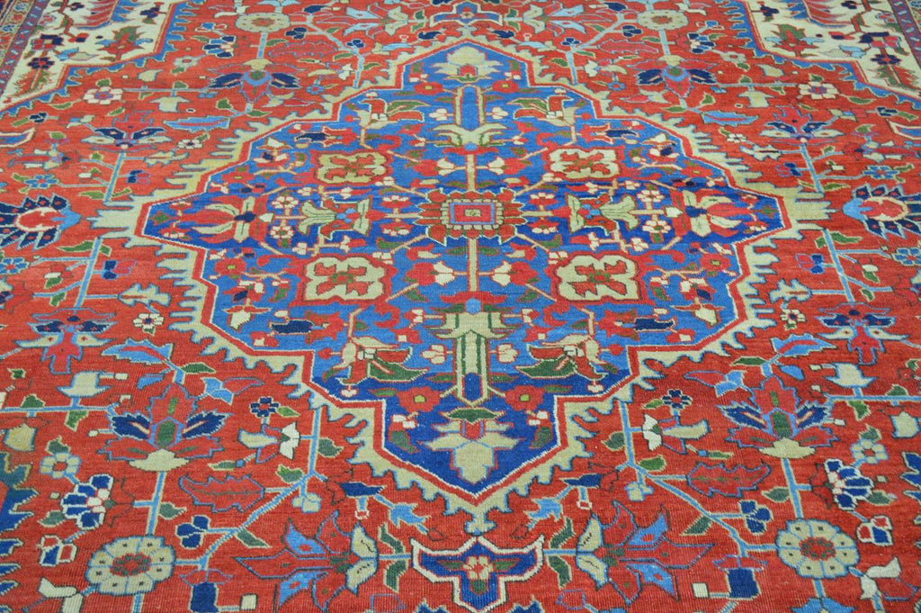 9' 1" x 11' 9" Persian Heriz Rug image 2