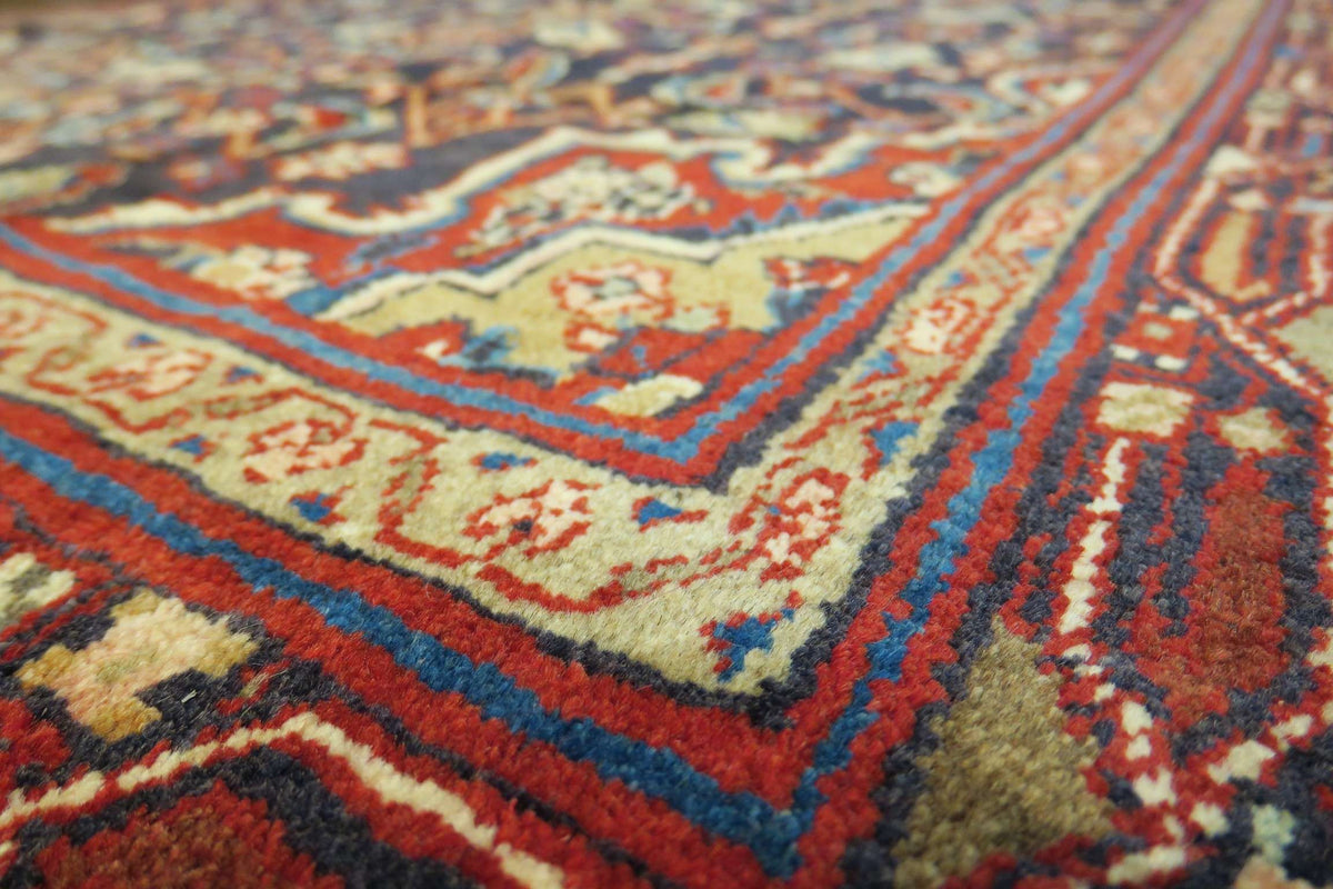 4'3'' x 7'2'' Persian Hamadan Rug image 5