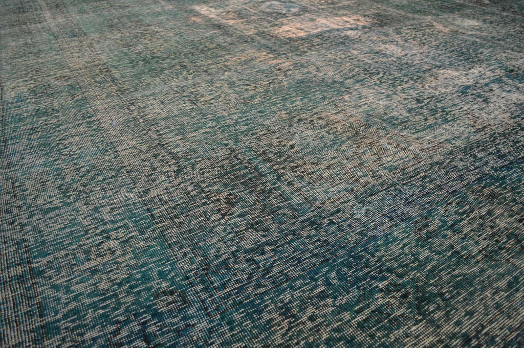 9' 3" x 12' 2" Pakistan Vintage Rug image 5