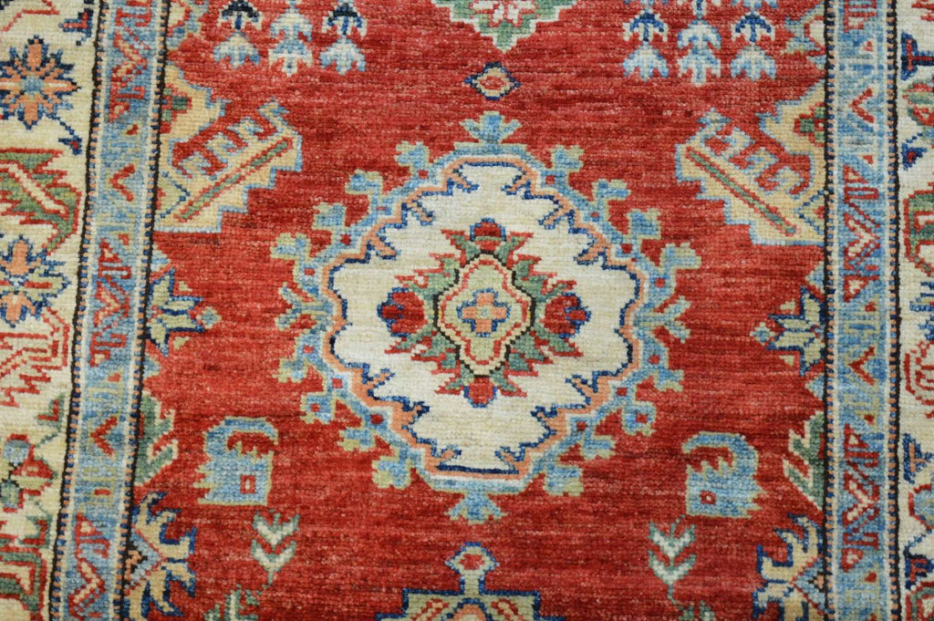 2' 9" x 8' 10" Pakistan Kazak Runner image 8