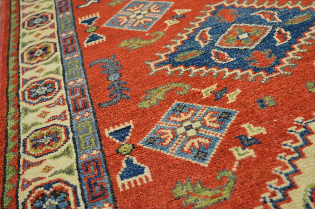 2' 6" x 9' 3" Pakistan Kazak Runner image 5