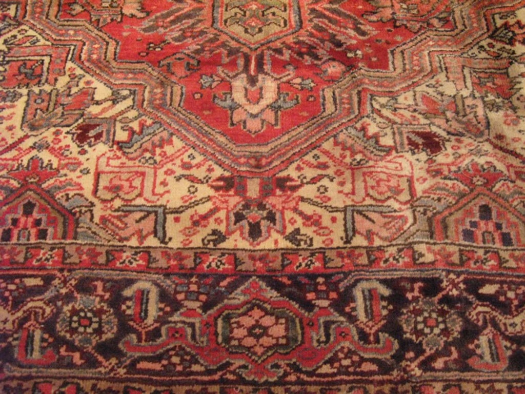9' 3" x 11' 6" Persian Heriz Rug image 8