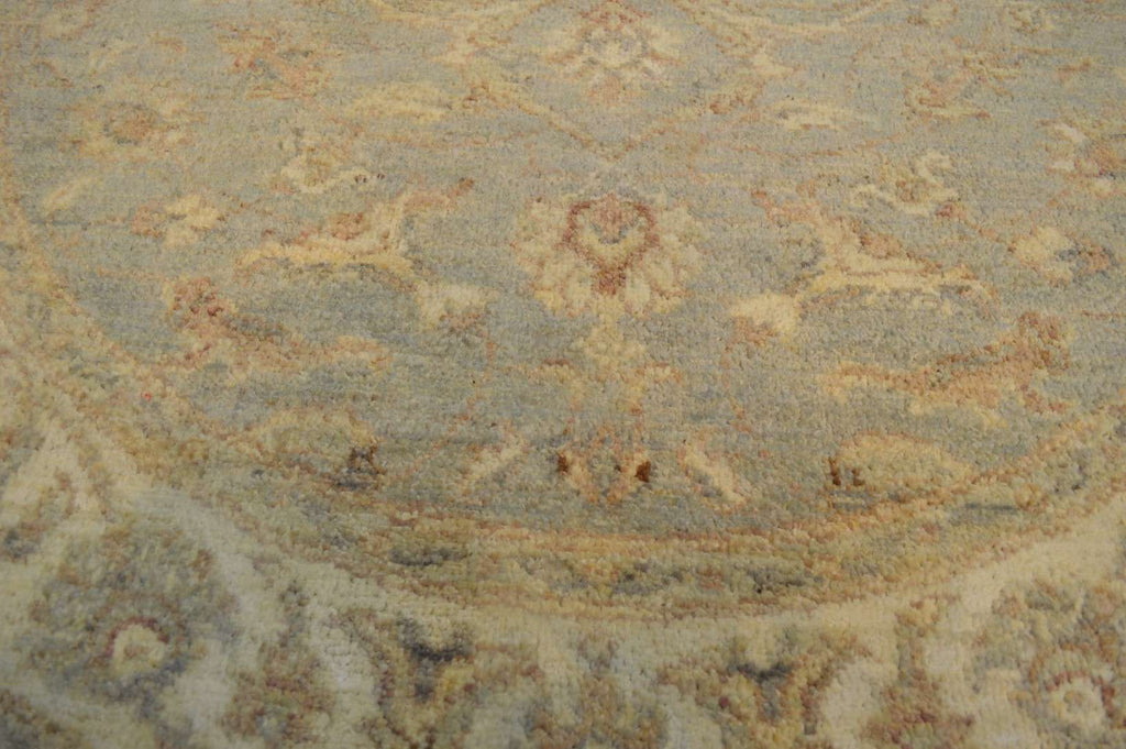 4' 1" x 4' 1" Pakistan Peshawar Round Rug image 2