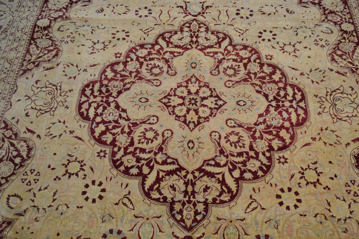 8' 2" x 10' 0" Pakistan Mogul Rug image 7