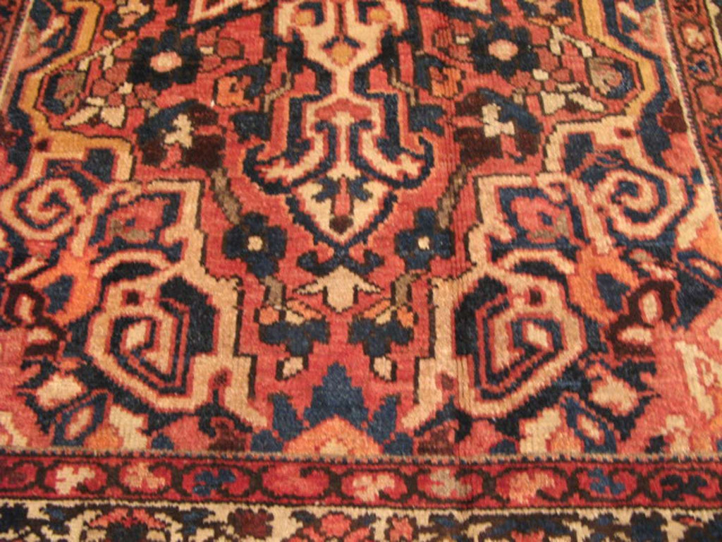 4' 2" x 6' 7" Persian Bakhtiari Rug image 2