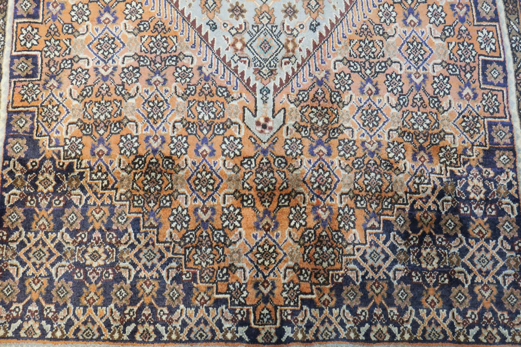 4' 3" x 6' 5" Persian Bijar Rug image 5